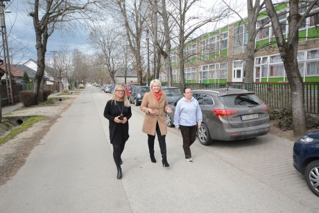 Útfelújítás és közvilágítás korszerűsítés a Hétvezér iskolánál